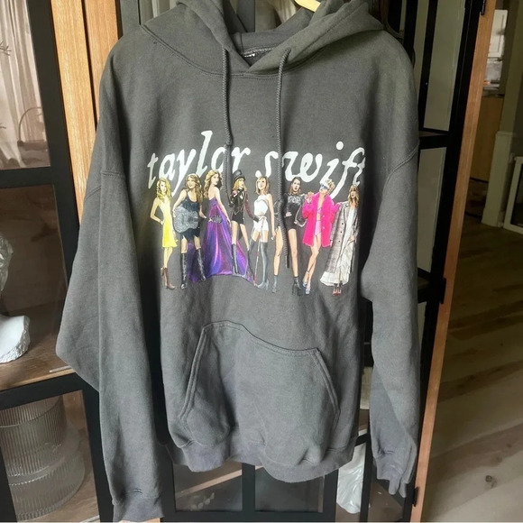 Taylor Swift Eras hoodie tour merch 1989 red folklore oversized large pullover - Picture 1 of 5
